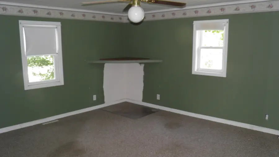 2399 105th Street, Aledo, IL 61231 - #3
