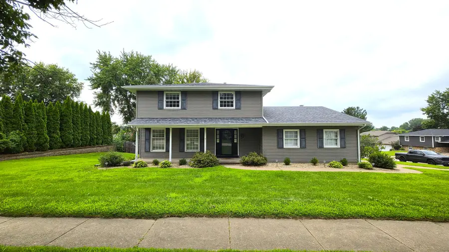 4470 18th Street, Bettendorf, IA 52722 - #2