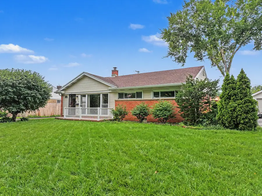 270 N Linden Avenue, Palatine, IL 60074 - #2