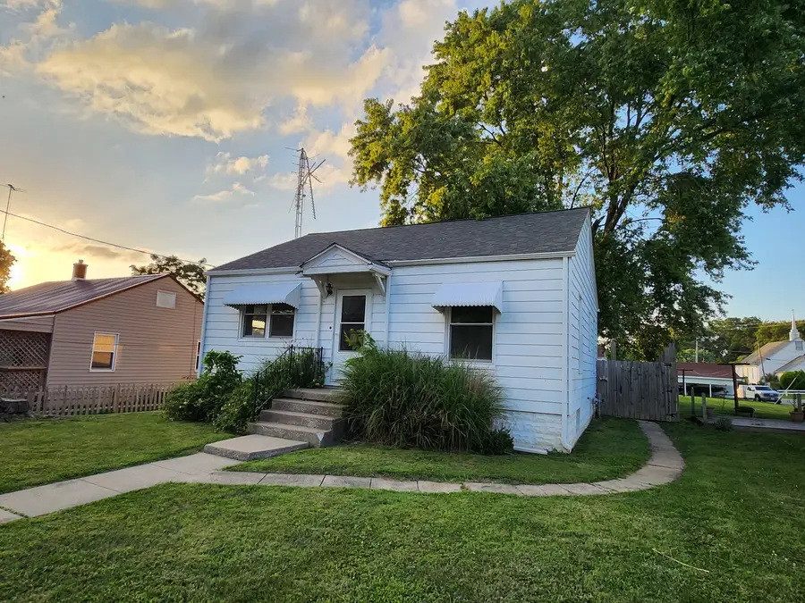 203 E Kaskaskia Street, Pinckneyville, IL 62274 - #2