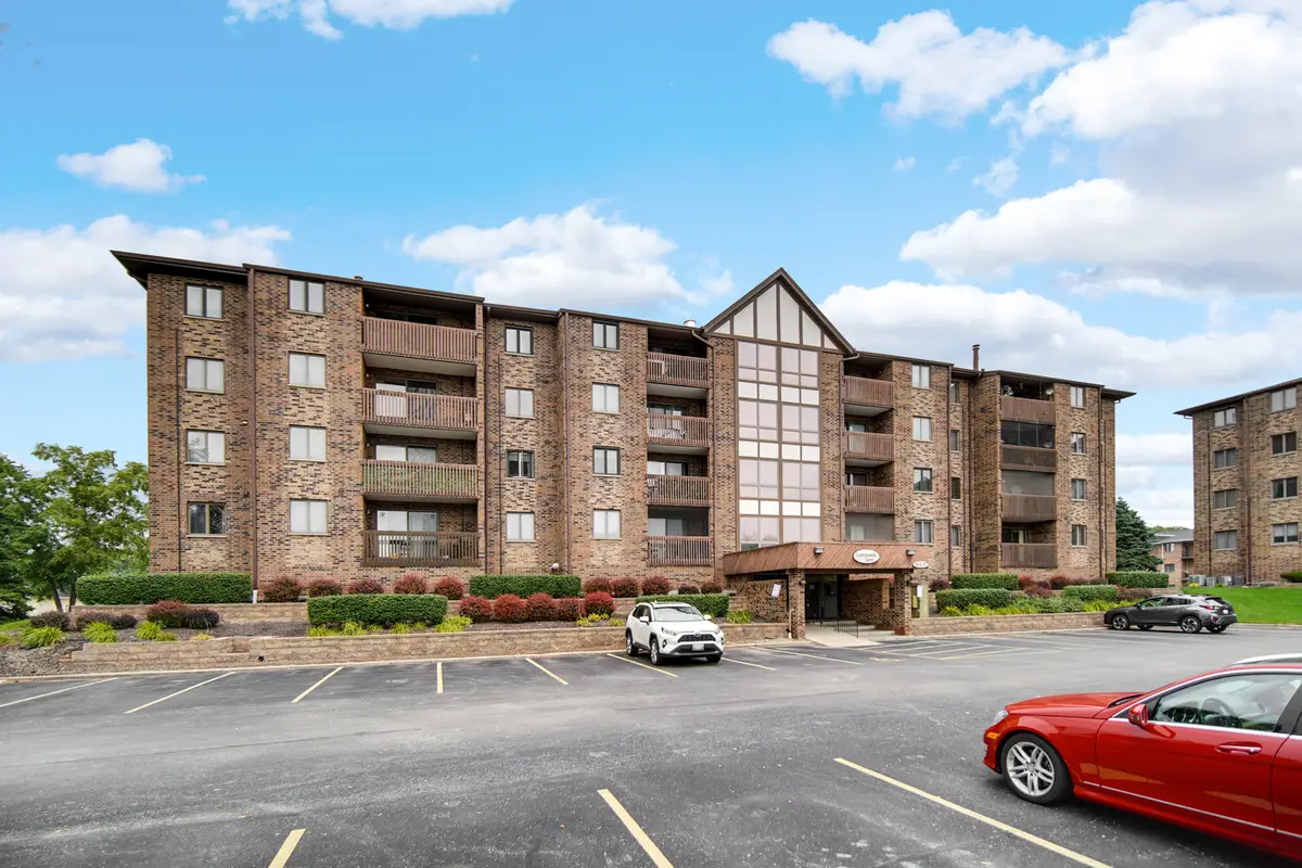 10420 Circle Drive #42B, Oak Lawn, IL 60453 - #1