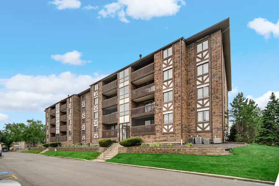 10420 Circle Drive #42B, Oak Lawn, IL 60453 - #2