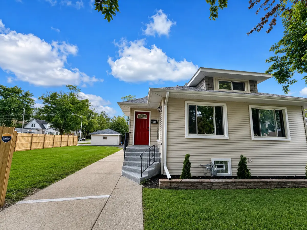 1936 S 17th Avenue, Maywood, IL 60153 - #1