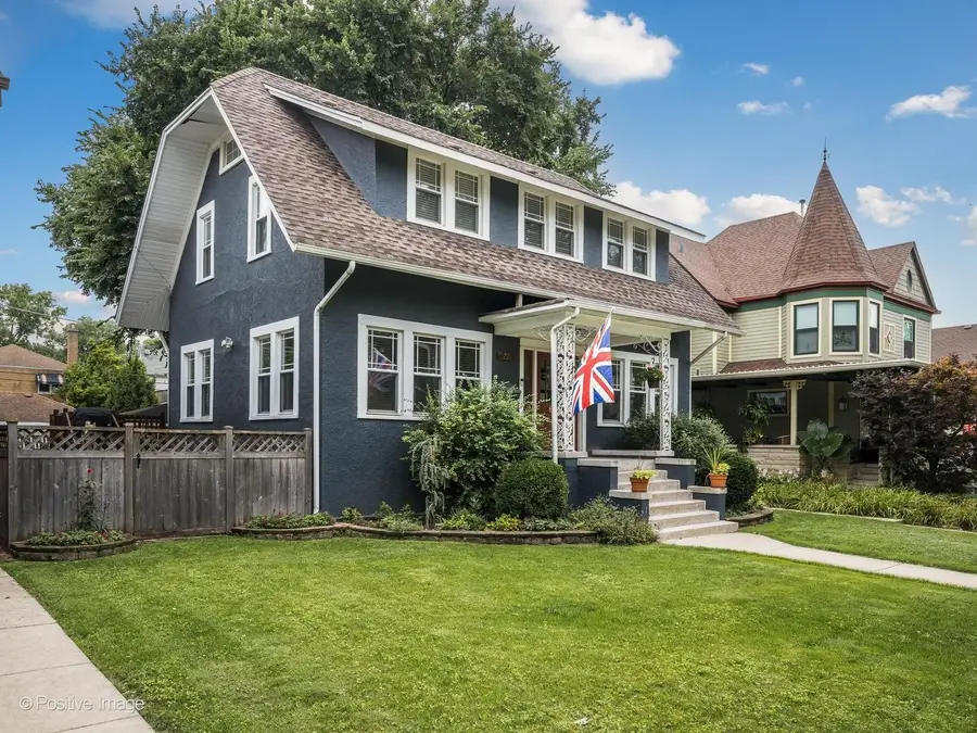 3220 Wisconsin Avenue, Berwyn, IL 60402 - #2