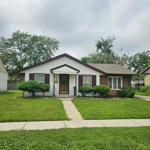 22148 E Churchill Drive, Richton Park, IL 60471