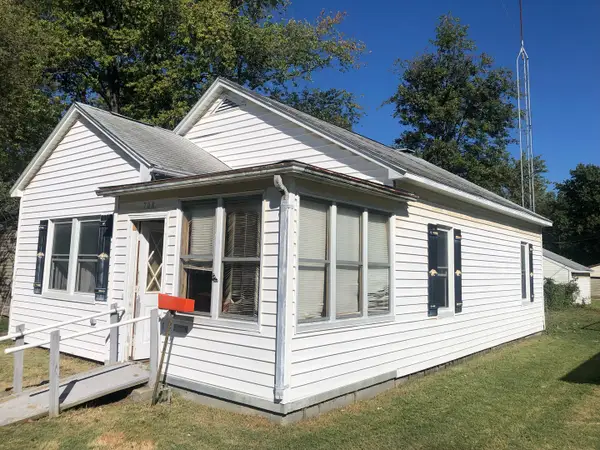 708 E 11th Street, Centralia, IL 62801