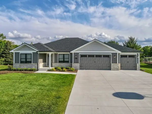 3172 Sun Valley Drive, Kankakee, IL 60901