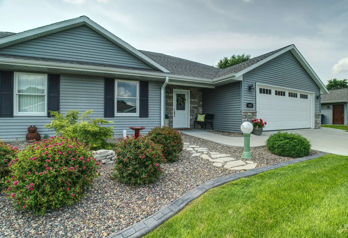 1407 Edens Avenue, Camanche, IA 52730 - #1