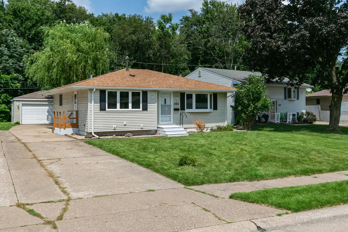 391 33rd Avenue Court, East Moline, IL 61244 - #1