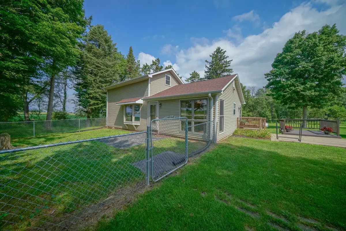 13855 W State Road, Pecatonica, IL 61063 - #1