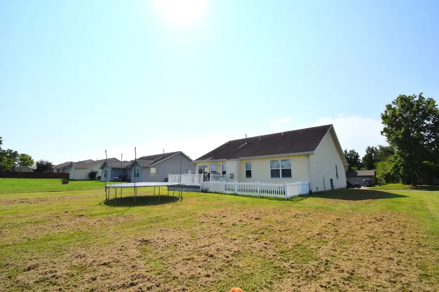 4304 Woodglen Lane, Mount Vernon, IL 62864 - #3
