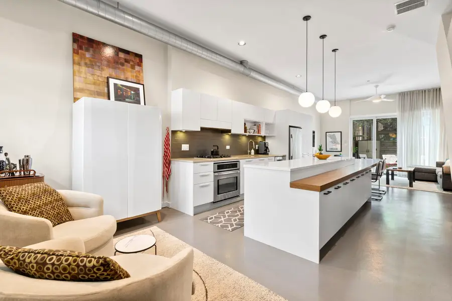 2809 W Shakespeare Avenue, Chicago, IL 60647 - #2