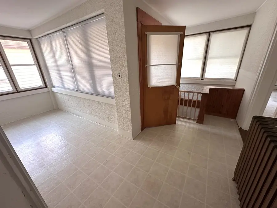2311 7th Street, Peru, IL 61354 - #2