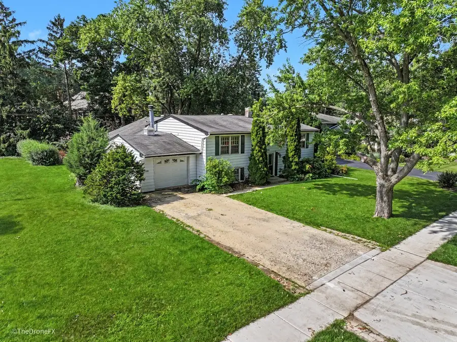 1120 E Prairie Avenue, Wheaton, IL 60187 - #2