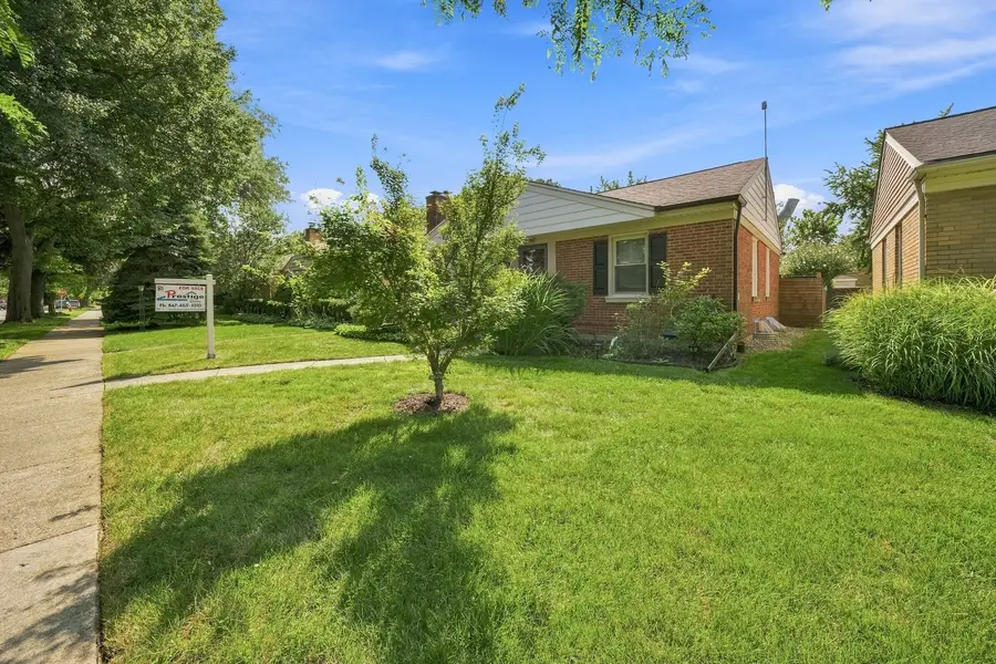 8120 Keystone Avenue, Skokie, IL 60076 - #3