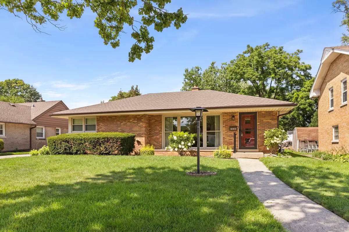 230 W Washington Boulevard, Lombard, IL 60148 - #1