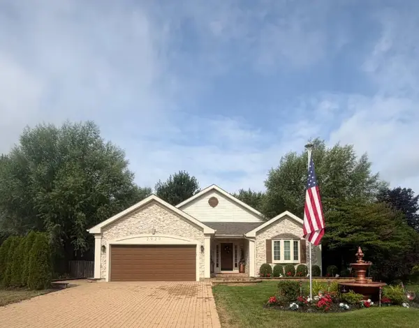 2920 Farmington Drive, Lindenhurst, IL 60046