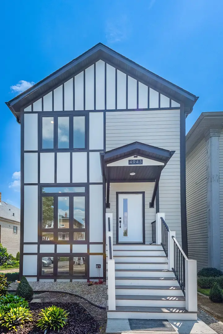 4945 W Berenice Avenue, Chicago, IL 60641 - #1
