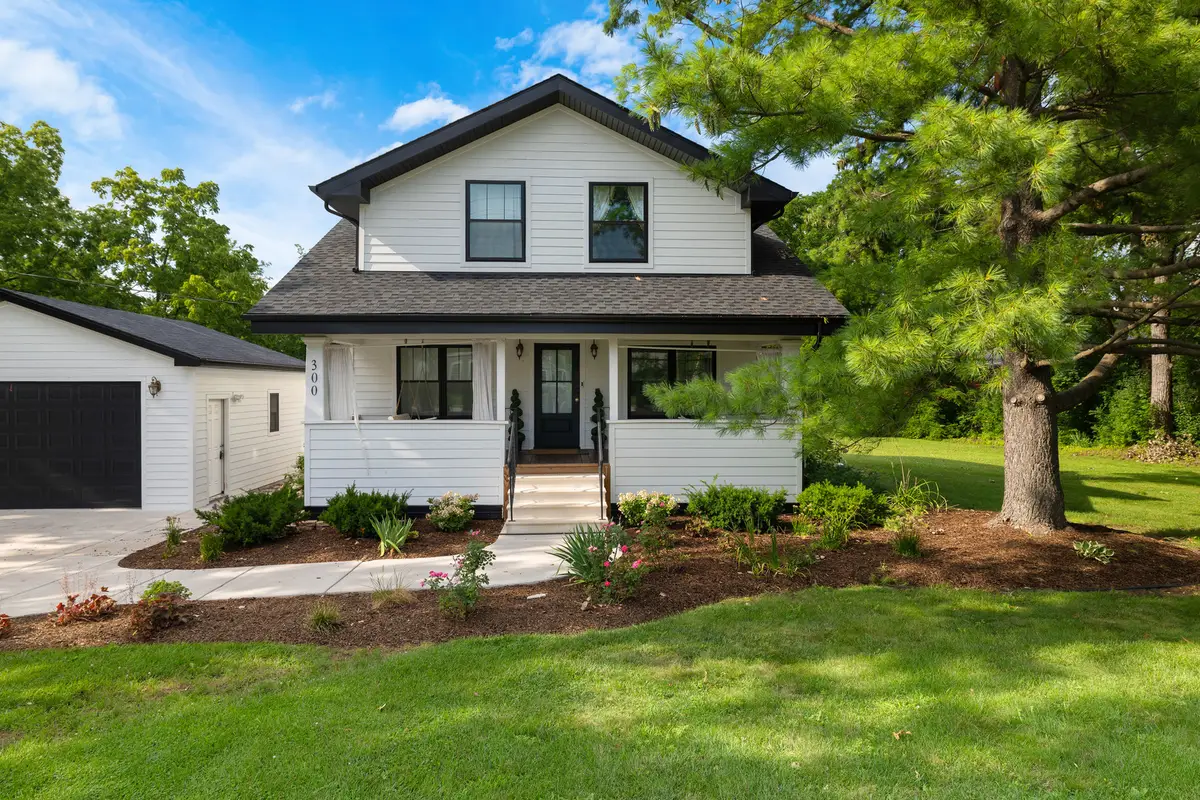 300 Geneva Road, Glen Ellyn, IL 60137 - #1