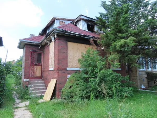 8628 S Parnell Avenue, Chicago, IL 60620