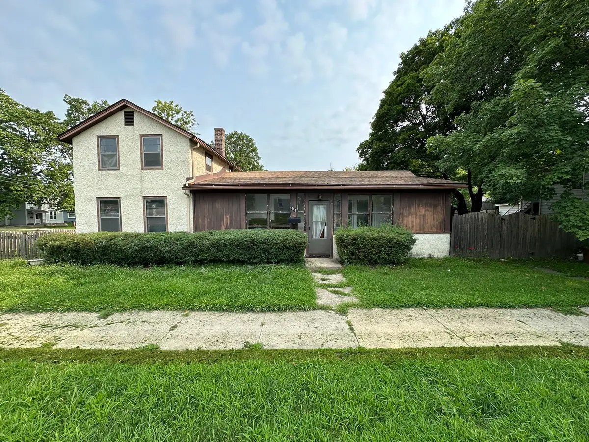 404 E 9th Street, Lockport, IL 60441 - #1