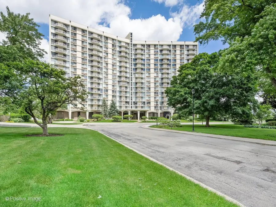 40 N Tower Road #5A, Oak Brook, IL 60523 - #2