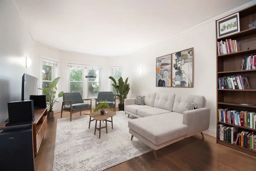 1730 W Foster Avenue #1, Chicago, IL 60640 - #3