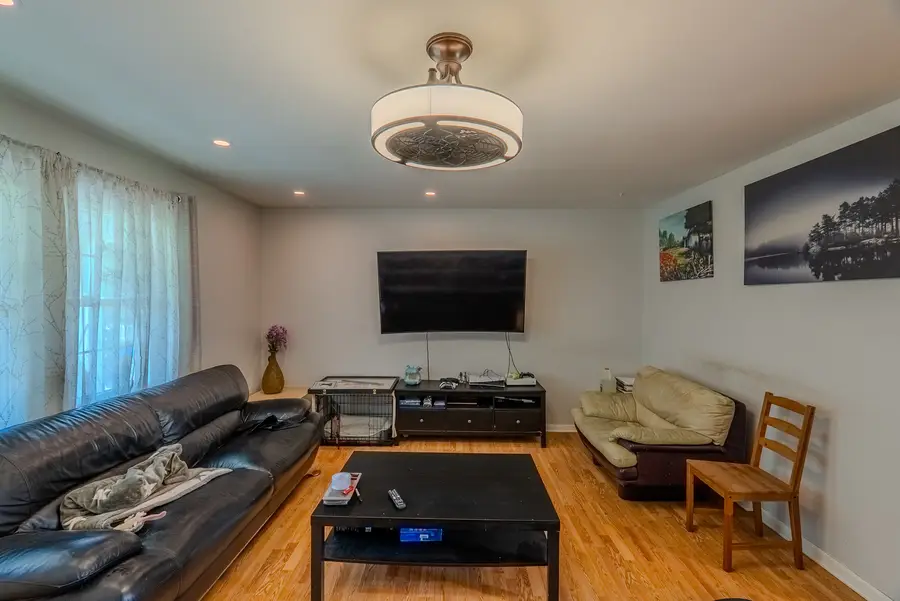 680 Indian Spring Lane, Buffalo Grove, IL 60089 - #3