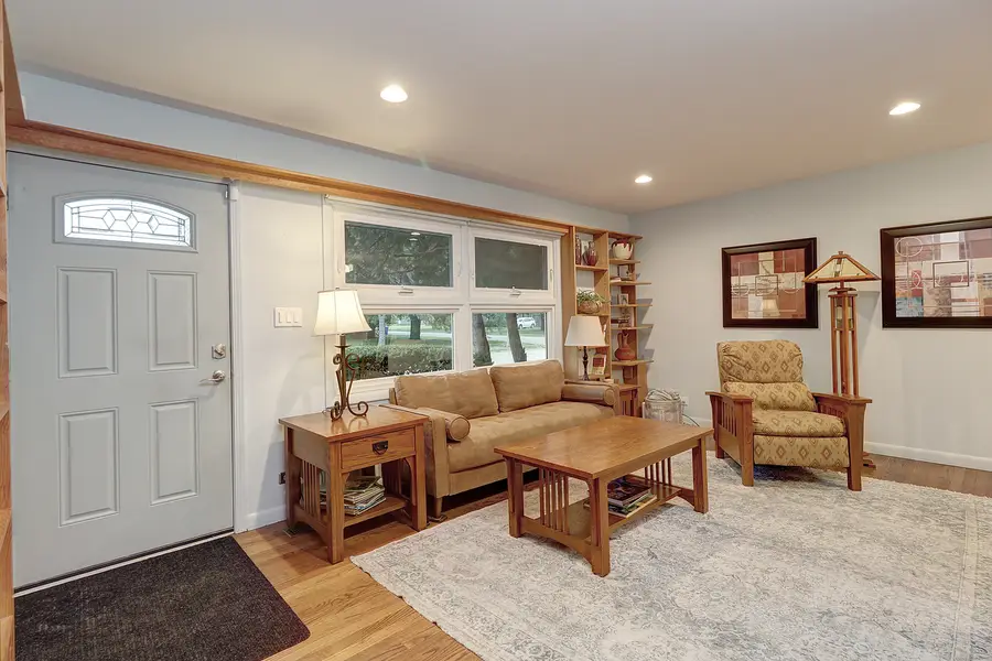 520 S Beverly Street, Wheaton, IL 60187 - #3