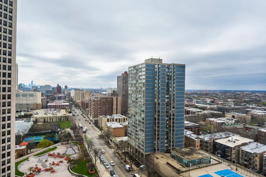5415 N Sheridan Road #4112, Chicago, IL 60640 - #3