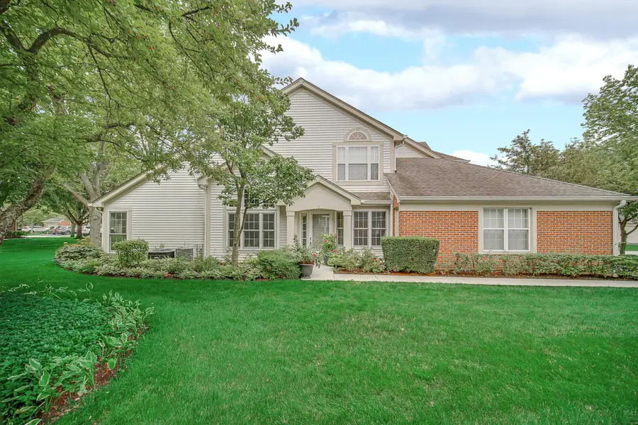 445 Cromwell Circle #1, Bartlett, IL 60103 - #3
