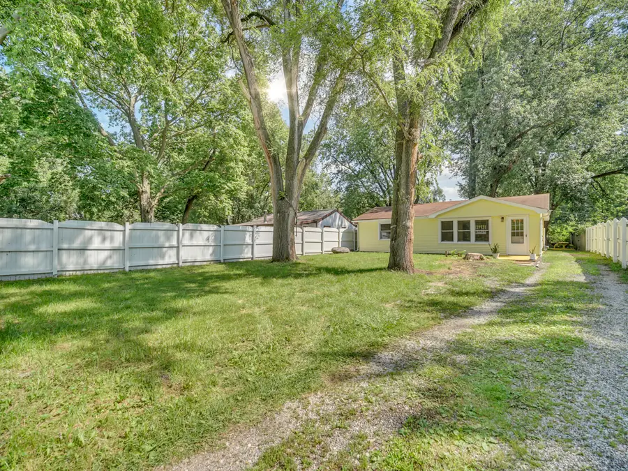 407 Hamilton Street, Wilmington, IL 60481 - #3