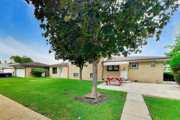 6101 W 80th Place, Burbank, IL 60459