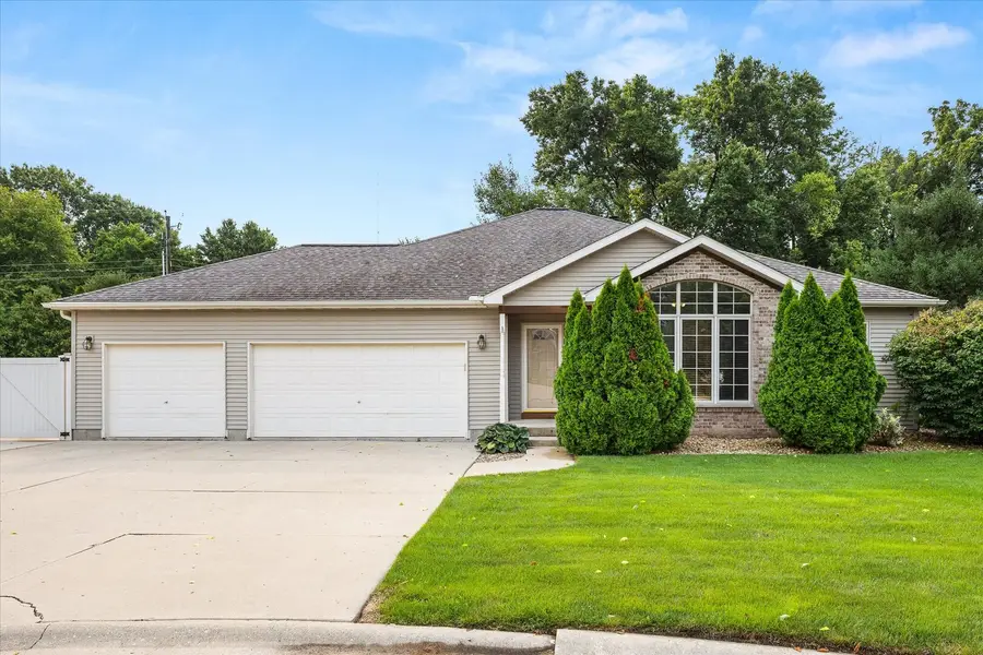635 Magnolia Lane, Ottawa, IL 61350 - #3