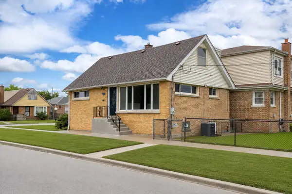 9700 S Princeton Avenue, Chicago, IL 60628