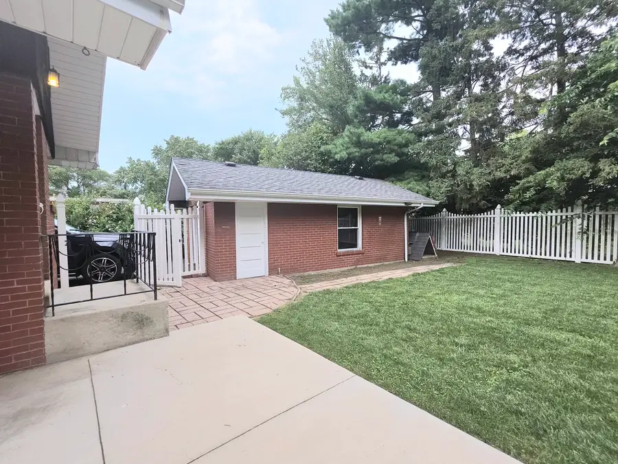 629 Dundee Avenue, Flossmoor, IL 60422 - #3