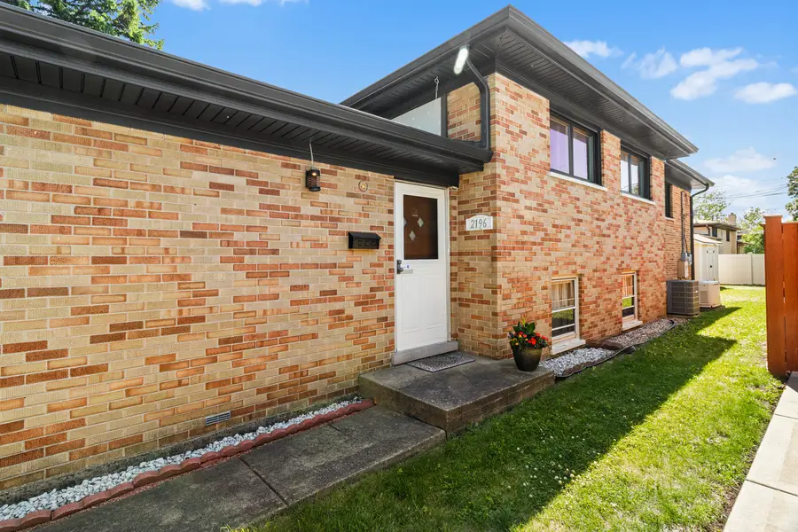 2196 Spruce Avenue, Des Plaines, IL 60018 - #3