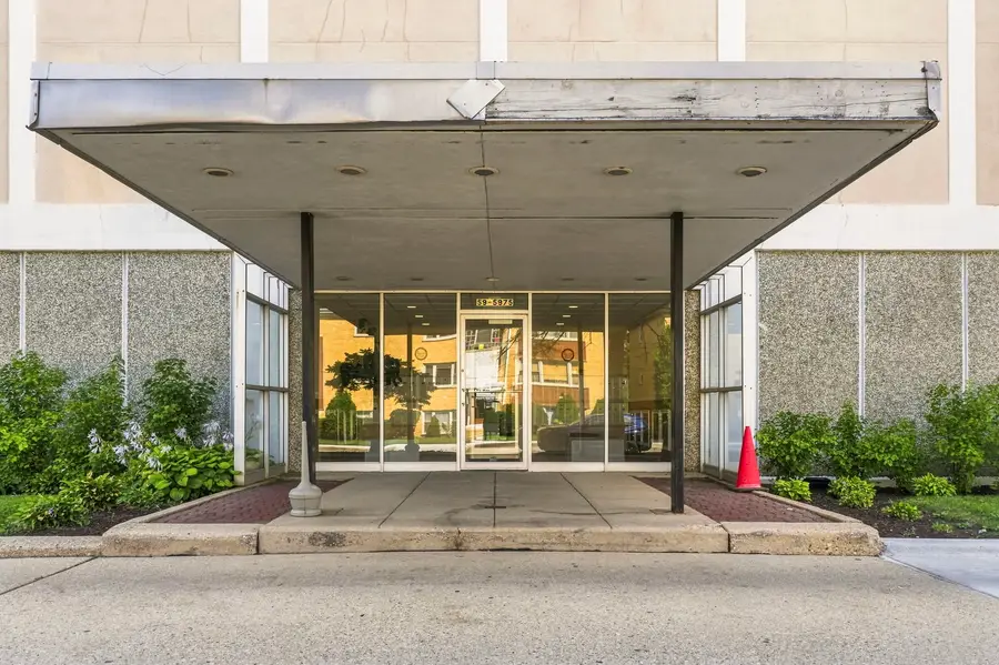 5975 N Odell Avenue #2J, Chicago, IL 60631 - #2