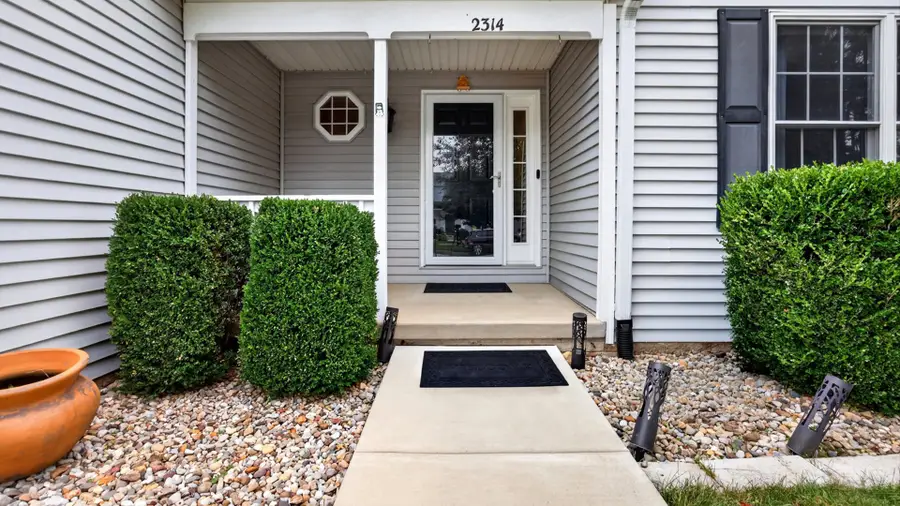 2314 Heather Ridge Drive, Normal, IL 61761 - #3