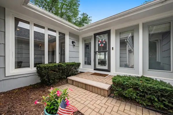 6379 Holly Court, Lisle, IL 60532