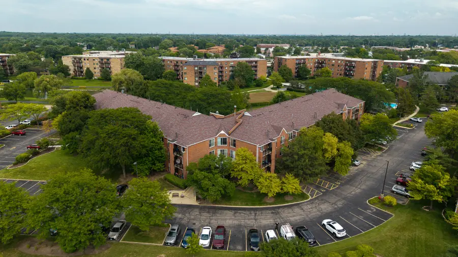 815 Leicester Road #312A, Elk Grove Village, IL 60007 - #3