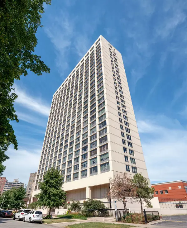5201 S Cornell Avenue #22A-B, Chicago, IL 60615