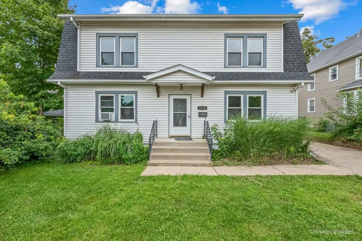 1614 S Carroll Avenue, Freeport, IL 61032 - #1