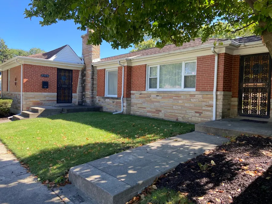 3333 W 102nd Street, Evergreen Park, IL 60805 - #3