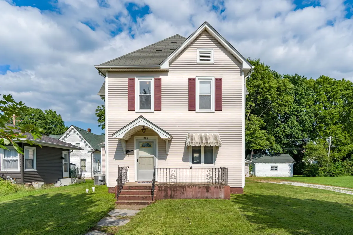206 N College Avenue, Aledo, IL 61231 - #1