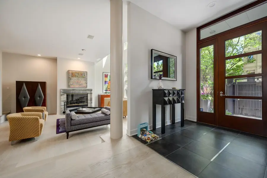 1934 N Cleveland Avenue, Chicago, IL 60614 - #3