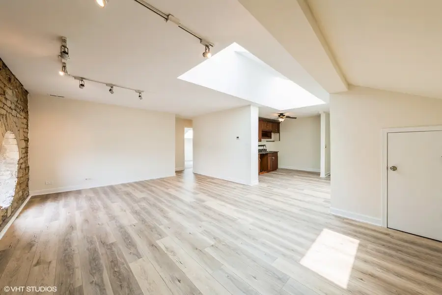 400 Mccarthy Road #421, Lemont, IL 60439 - #3