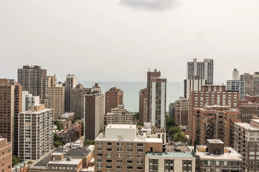 1355 N Sandburg Terrace #2206D, Chicago, IL 60610 - #2