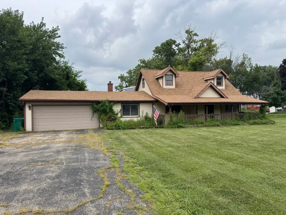 520 E Prairie Avenue, Lombard, IL 60148 - #1