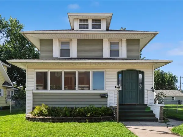 704 14th Avenue, Fulton, IL 61252